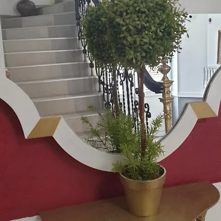 Vansvel Boutique 7 * Белград