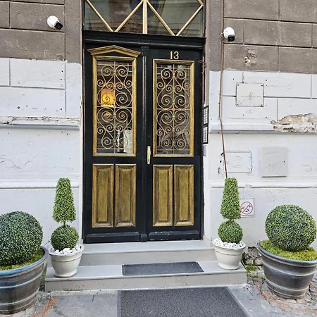 Апартаменты Vansvel Boutique 7